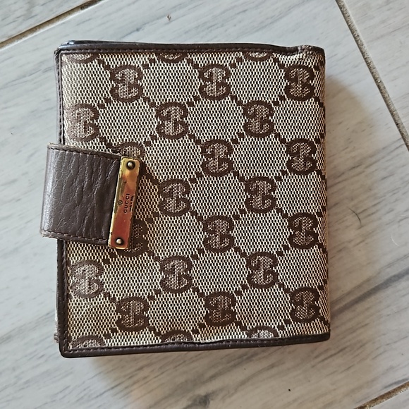 Gucci Other - GUCCI Wallet- won at an auction and realized I have one just like it
